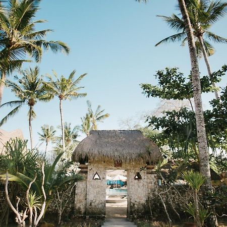 Le Nusa Beach Club Нуса-Лембонган Экстерьер фото