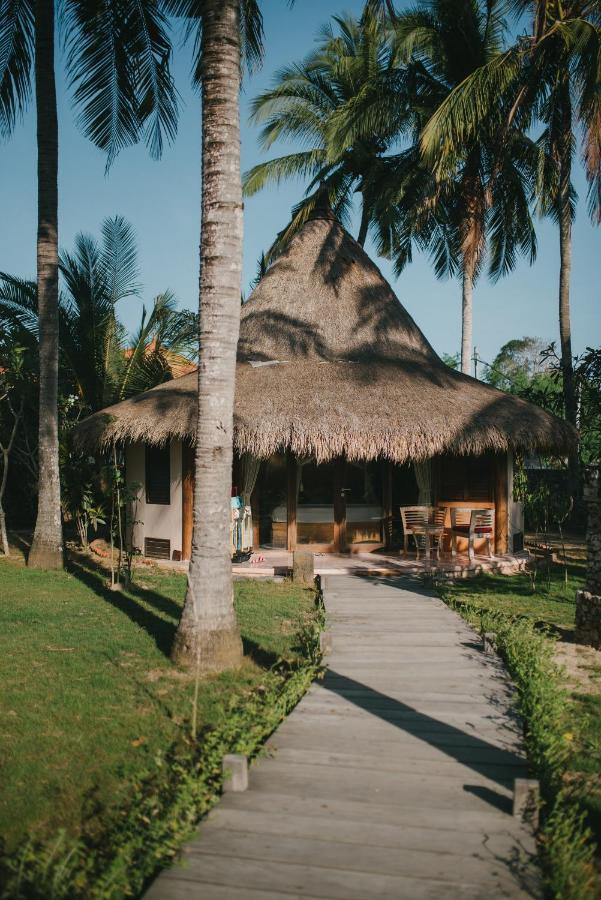 Le Nusa Beach Club Нуса-Лембонган Экстерьер фото